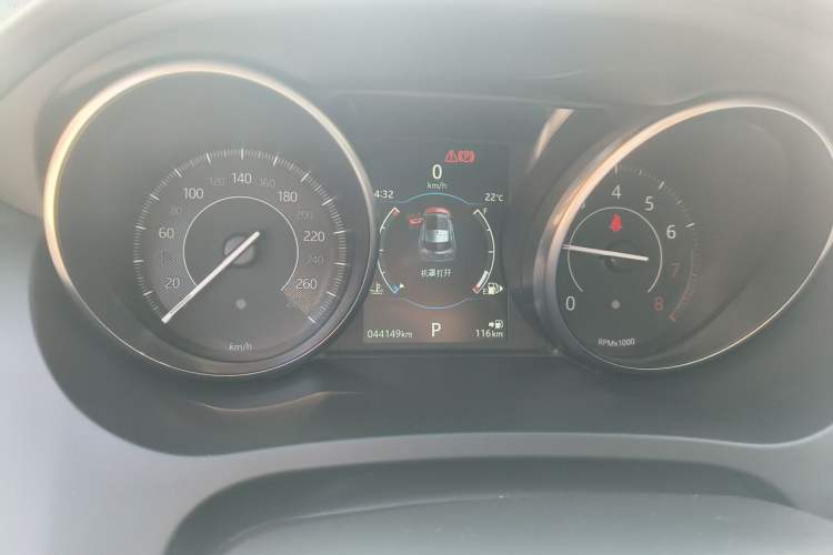 Used Jaguar E-PACE 2018 P200 S China VI Instrument Cluster
