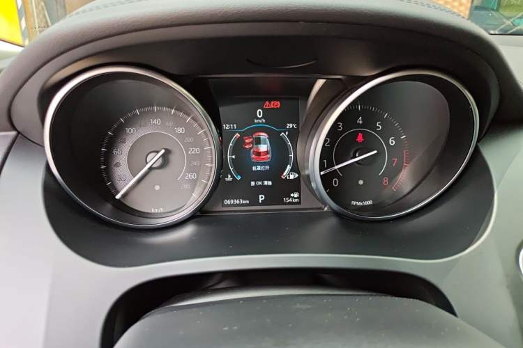 Used Jaguar E-PACE 2018 P250 S China VI Instrument Cluster