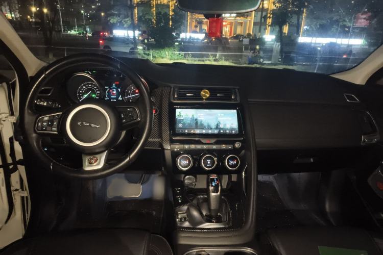 Used Jaguar E-PACE 2018 P250 SE China VI Interior 2
