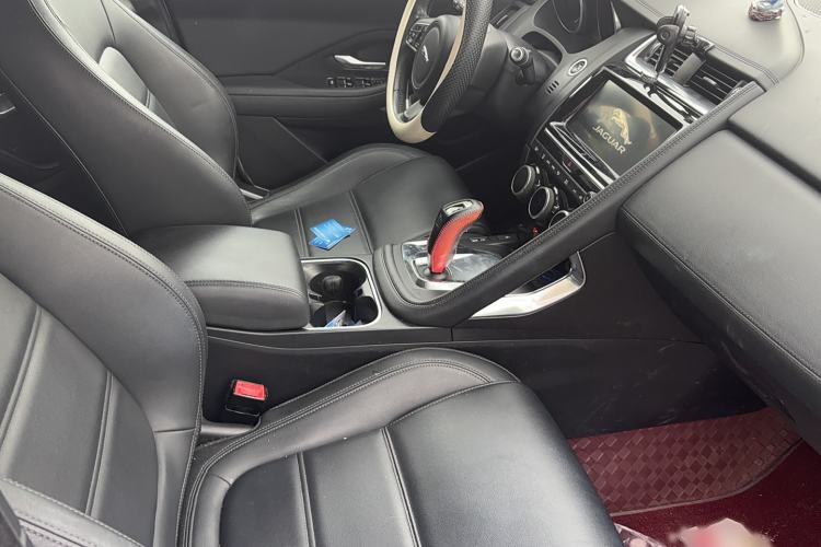 Used Jaguar E-PACE 2018 P200 S China V-standard Interior 3