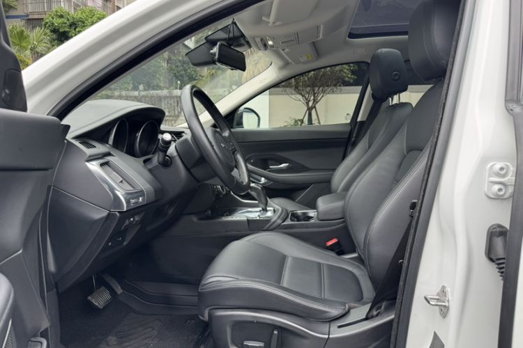 Used Jaguar E-PACE 2018 P250 S China V-standard Interior 4
