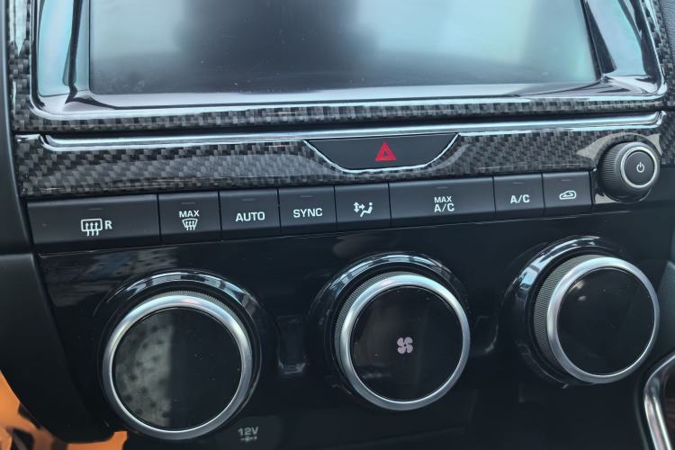 Used Jaguar E-PACE 2018 P200 S China VI Interior 5