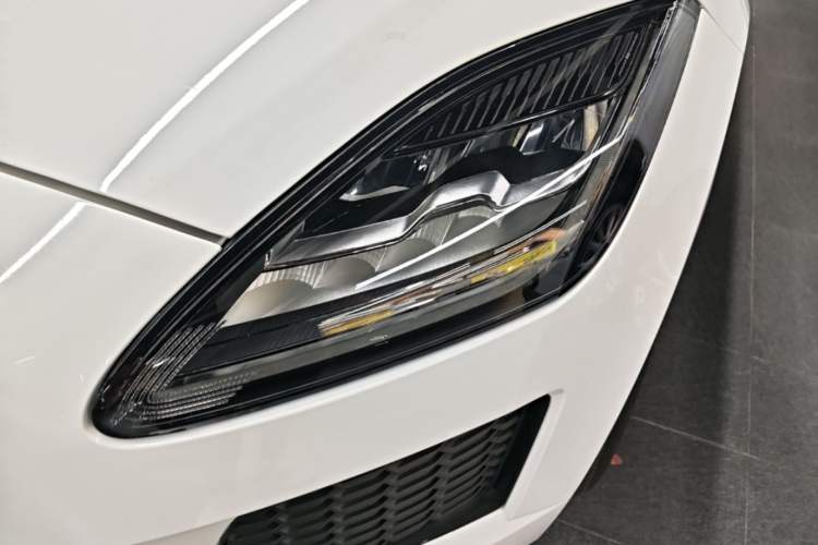 Used Jaguar E-PACE 2018 P200 S China VI Left Front Headlight