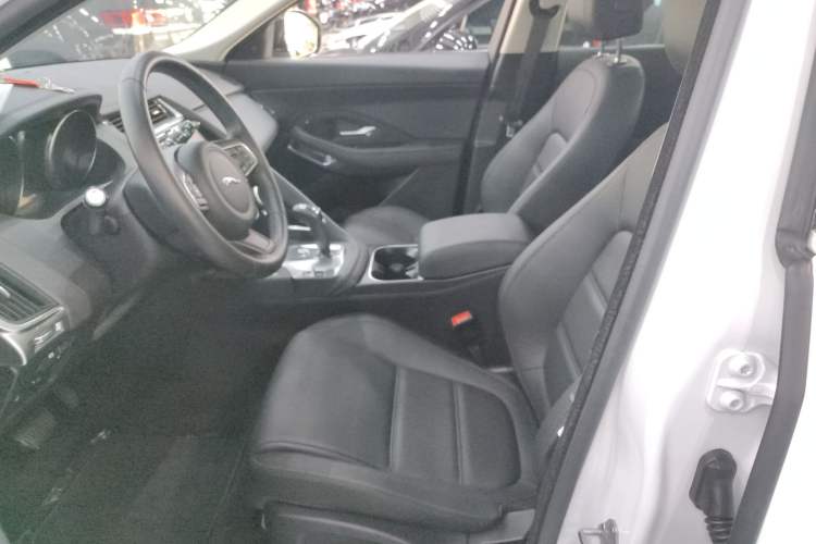 Used Jaguar E-PACE 2018 P200 S China VI Left Front Seat