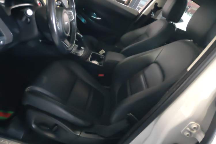 Used Jaguar E-PACE 2018 P200 S China VI Left Front Seat