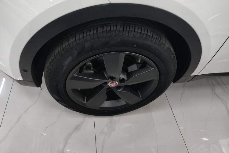 Used Jaguar E-PACE 2018 P200 S China VI Left Front Wheel Hub