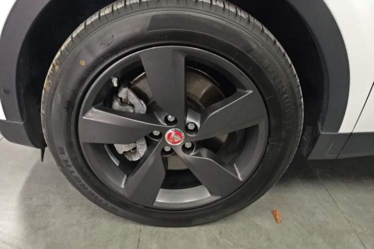 Used Jaguar E-PACE 2018 P250 S China V-standard Left Front Wheel Hub