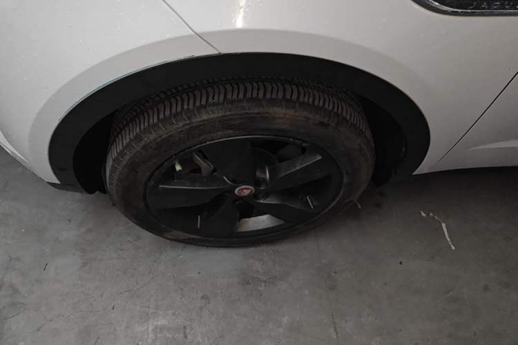 Used Jaguar E-PACE 2018 P250 S China VI Left Front Wheel Hub