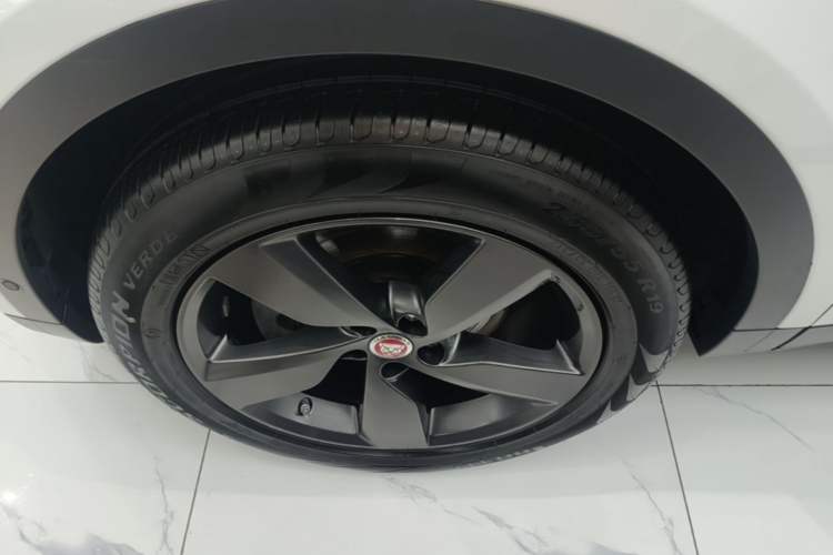 Used Jaguar E-PACE 2018 P200 S China VI Left Front Wheel Hub