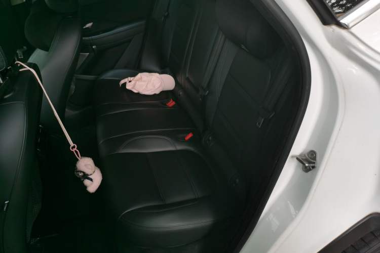 Used Jaguar E-PACE 2018 P200 S China VI Left Rear Seat