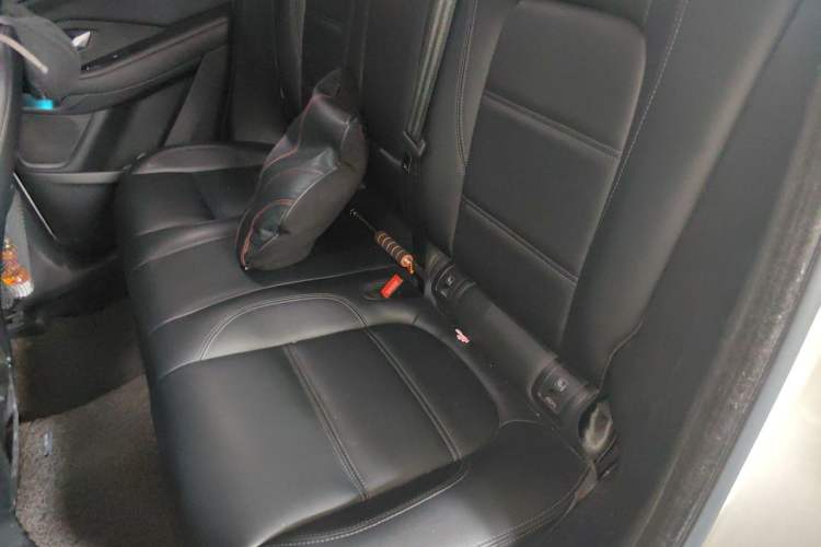 Used Jaguar E-PACE 2018 P200 S China VI Left Rear Seat
