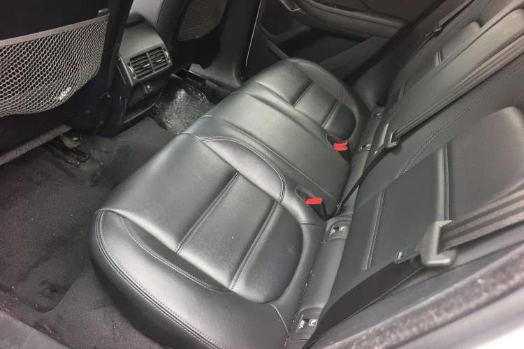 Used Jaguar E-PACE 2018 P200 S China VI Left Rear Seat