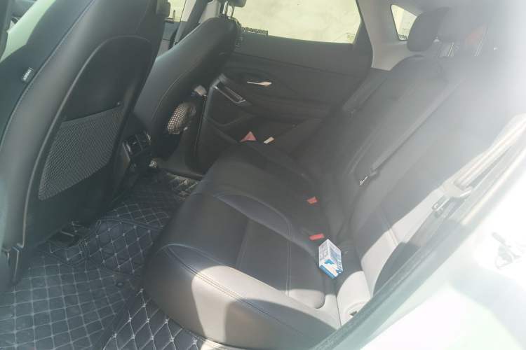 Used Jaguar E-PACE 2018 P200 S China VI Left Rear Seat