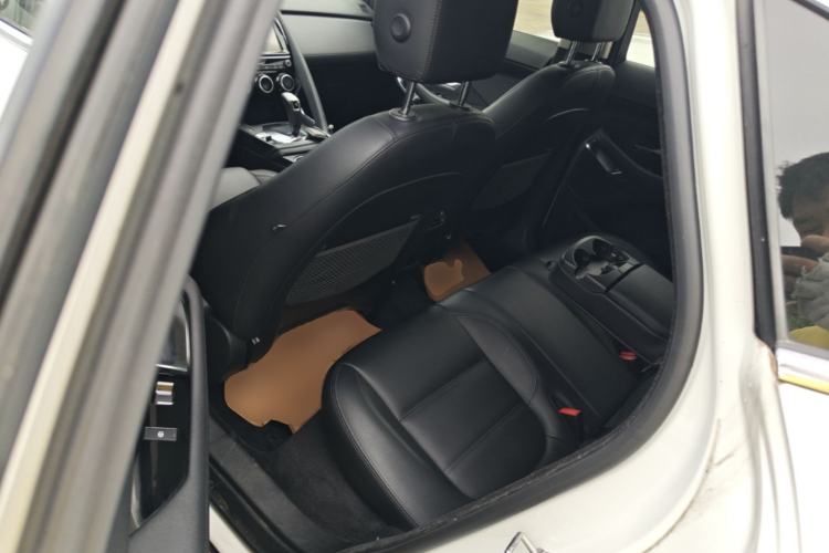 Used Jaguar E-PACE 2018 P200 S China VI Left Rear Seat
