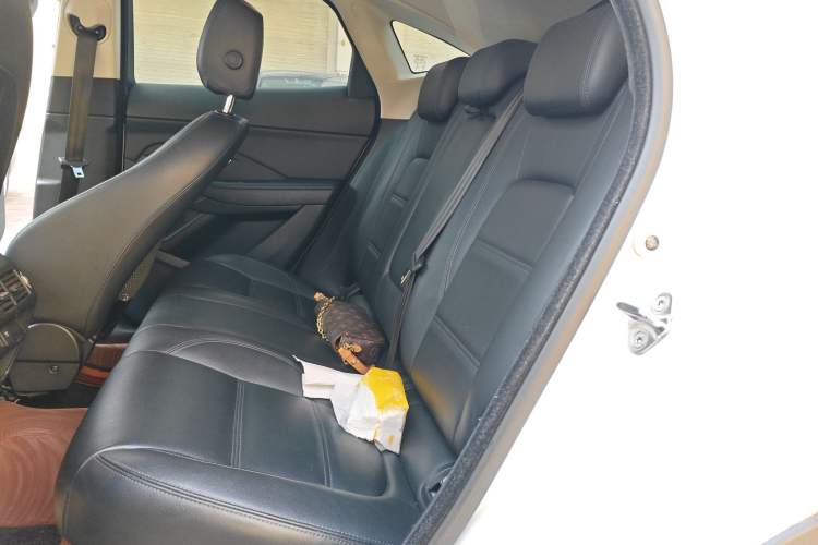 Used Jaguar E-PACE 2018 P200 S China VI Left Rear Seat