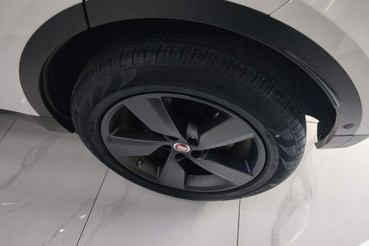 Used Jaguar E-PACE 2018 P200 S China VI Left Rear Wheel Hub