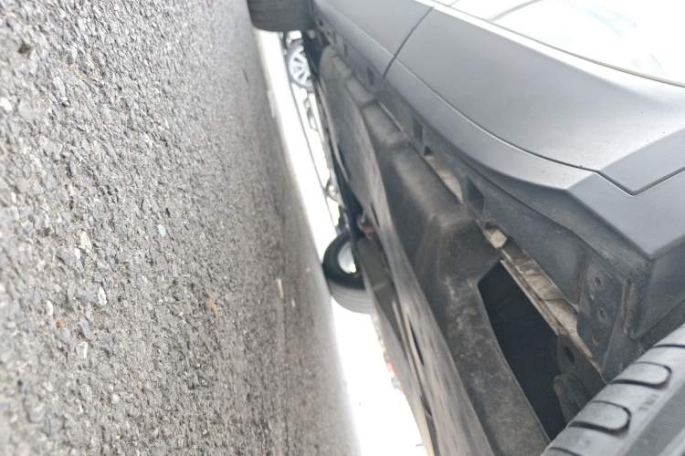 Used Jaguar E-PACE 2018 P200 S China VI Left Side Sill
