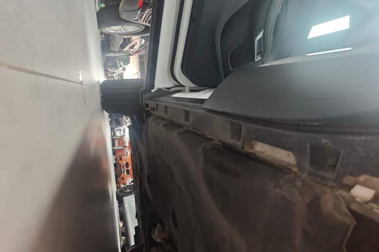 Used Jaguar E-PACE 2018 P200 S China VI Left Side Sill