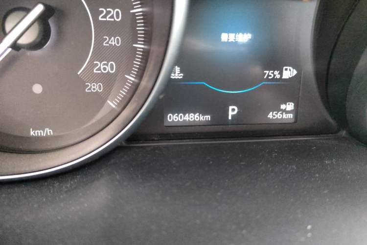 Used Jaguar E-PACE 2018 P200 S China V-standard Odometer Close Up