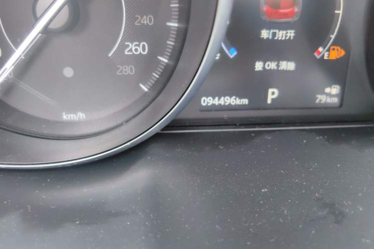 Used Jaguar E-PACE 2018 P250 S China VI Odometer Close Up