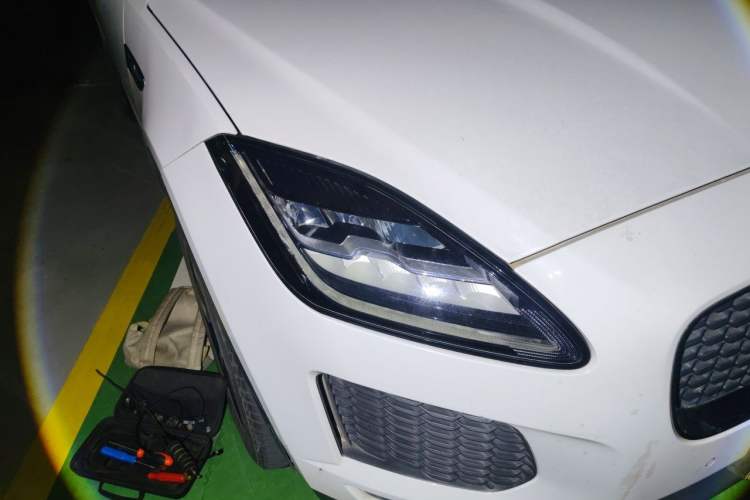 Used Jaguar E-PACE 2018 P200 S China V-standard Right Front Headlight