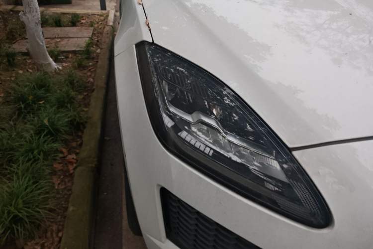 Used Jaguar E-PACE 2018 P250 S China VI Right Front Headlight