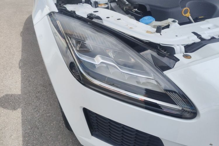 Used Jaguar E-PACE 2018 P200 China V Standard Right Front Headlight