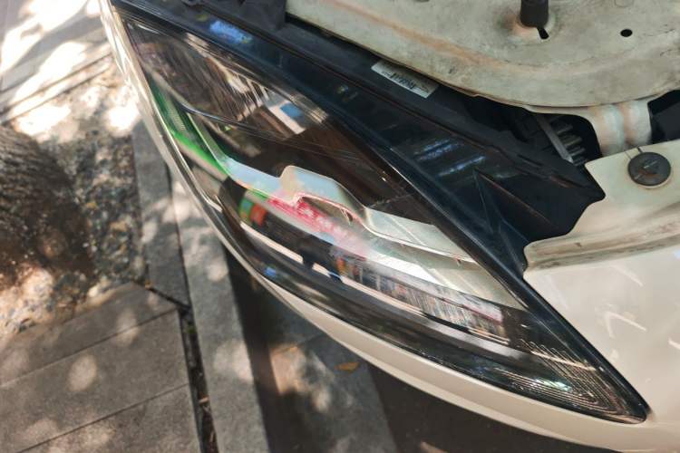 Used Jaguar E-PACE 2018 P250 SE China V-standard Right Front Headlight