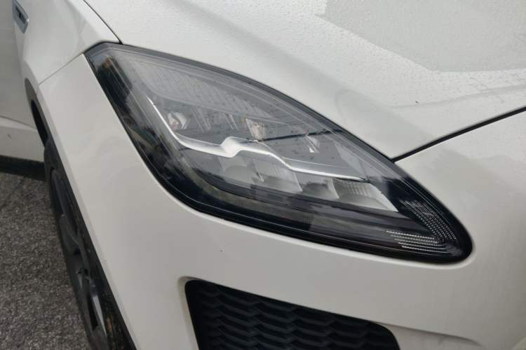 Used Jaguar E-PACE 2018 P250 SE China V-standard Right Front Headlight