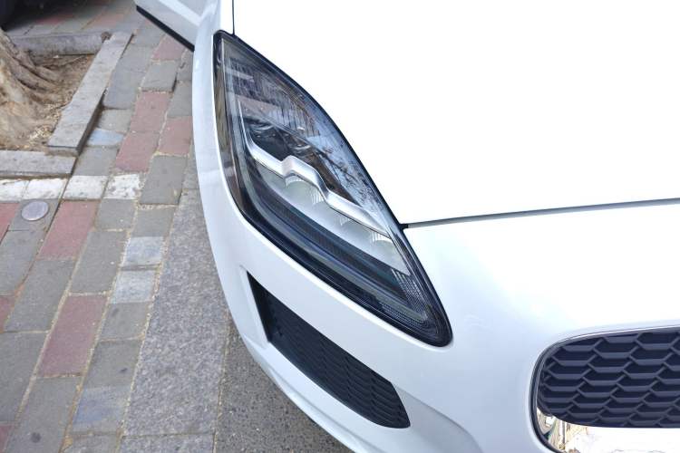 Used Jaguar E-PACE 2018 P200 S China VI Right Front Headlight