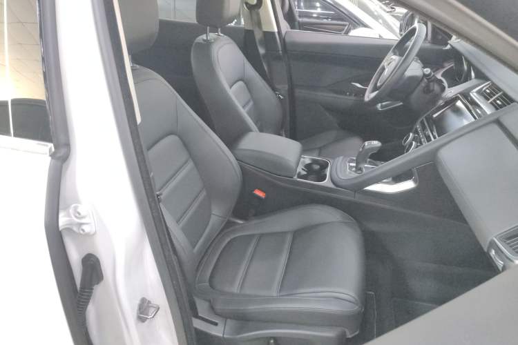Used Jaguar E-PACE 2018 P200 S China VI Right Front Seat