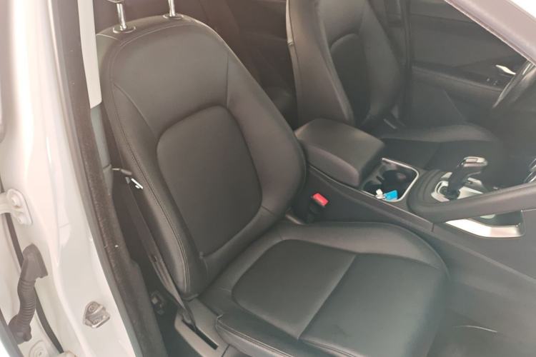 Used Jaguar E-PACE 2018 P200 China VI Right Front Seat