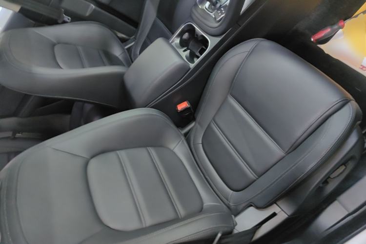 Used Jaguar E-PACE 2018 P250 S China VI Right Front Seat