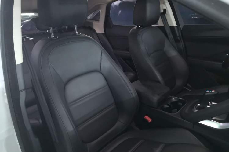 Used Jaguar E-PACE 2018 P200 S China VI Right Front Seat