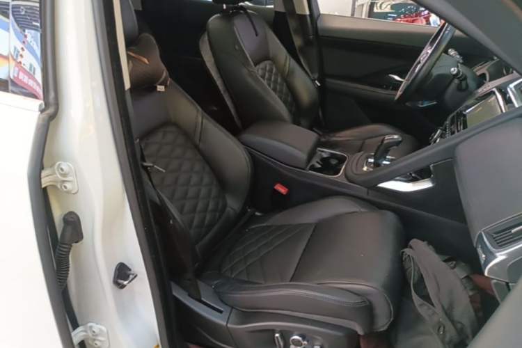 Used Jaguar E-PACE 2018 P250 SE China VI Right Front Seat
