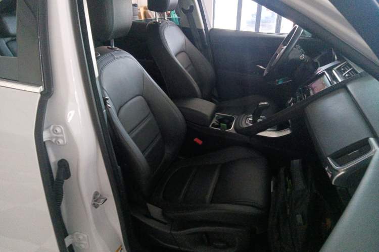 Used Jaguar E-PACE 2018 P200 S China VI Right Front Seat