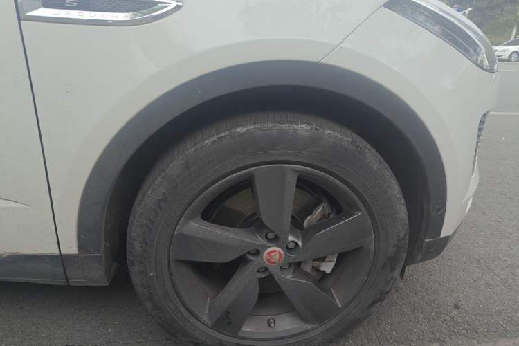 Used Jaguar E-PACE 2018 P250 S China V-standard Right Front Wheel Hub