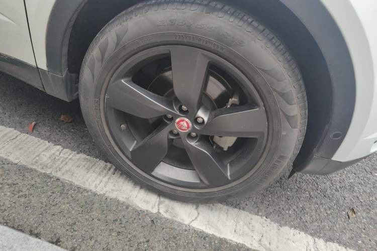Used Jaguar E-PACE 2018 P200 S China VI Right Front Wheel Hub
