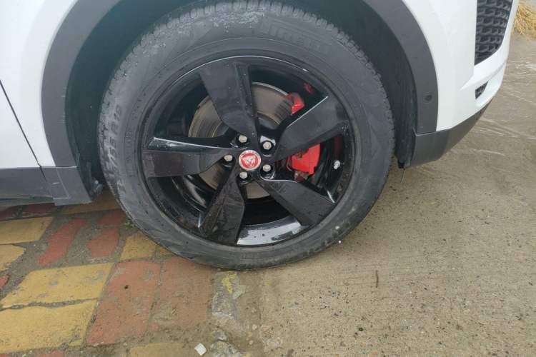 Used Jaguar E-PACE 2018 P200 S China VI Right Front Wheel Hub