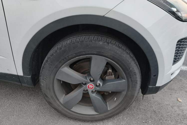 Used Jaguar E-PACE 2018 P200 S China VI Right Front Wheel Hub