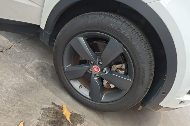 Used Jaguar E-PACE 2018 P250 S China VI Right Front Wheel Hub
