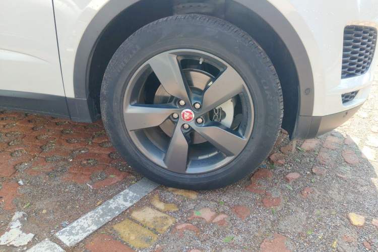Used Jaguar E-PACE 2018 P200 S China VI Right Front Wheel Hub