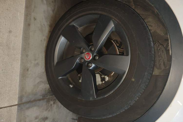 Used Jaguar E-PACE 2018 P200 S China VI Right Front Wheel Hub