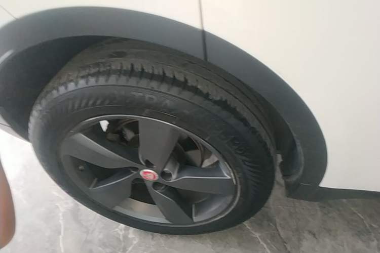 Used Jaguar E-PACE 2018 P250 S China V-standard Right Rear Wheel Hub