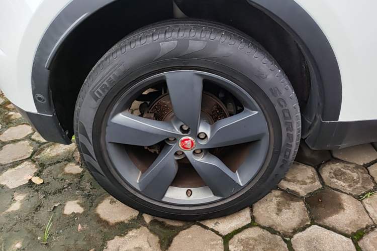 Used Jaguar E-PACE 2018 P200 S China V-standard Right Rear Wheel Hub
