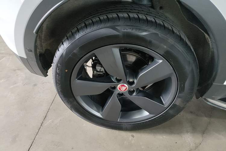 Used Jaguar E-PACE 2018 P200 S China VI Right Rear Wheel Hub