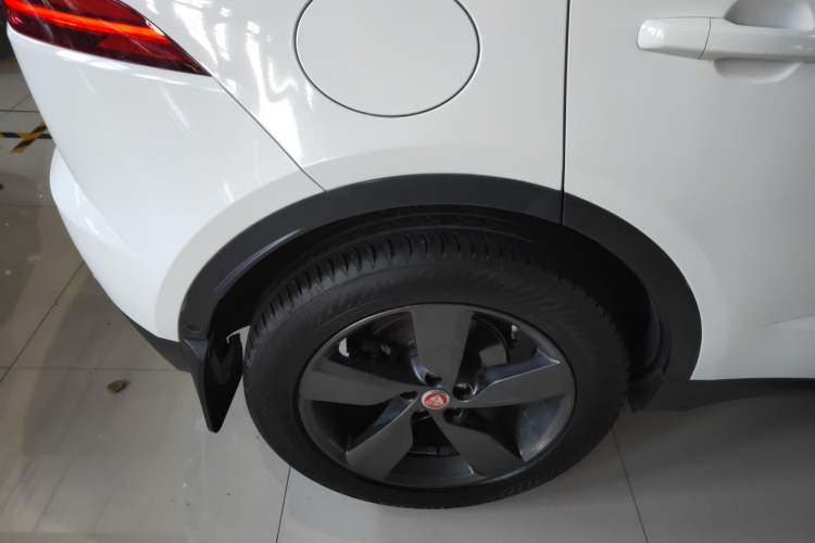 Used Jaguar E-PACE 2018 P200 S China VI Right Rear Wheel Hub
