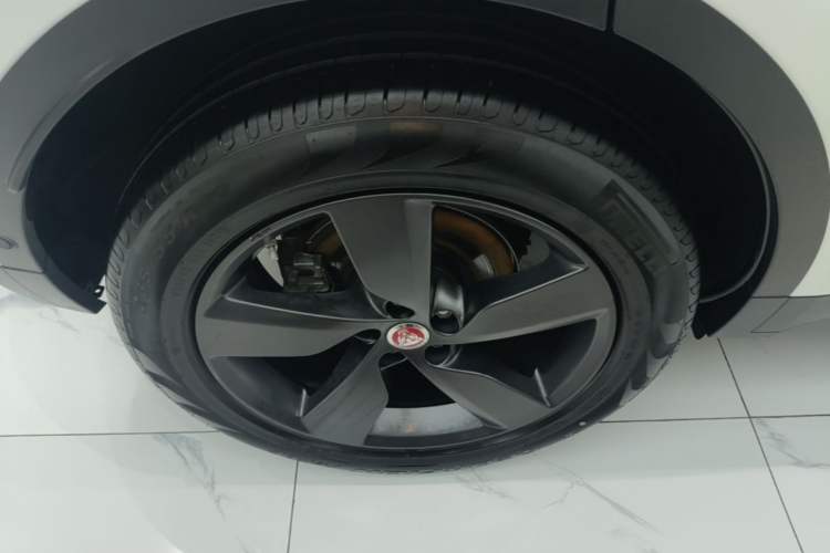 Used Jaguar E-PACE 2018 P200 S China VI Right Rear Wheel Hub