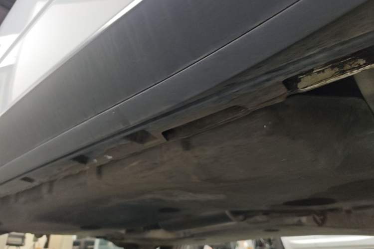 Used Jaguar E-PACE 2018 P250 S China V-standard Right Side Sill