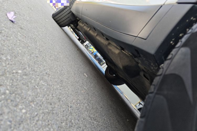 Used Jaguar E-PACE 2018 P200 S China VI Right Side Sill
